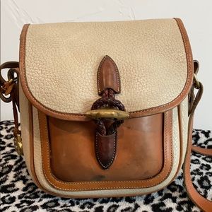 💐S💐O💐L💐D.  Dooney & Bourke Outback Crossbody